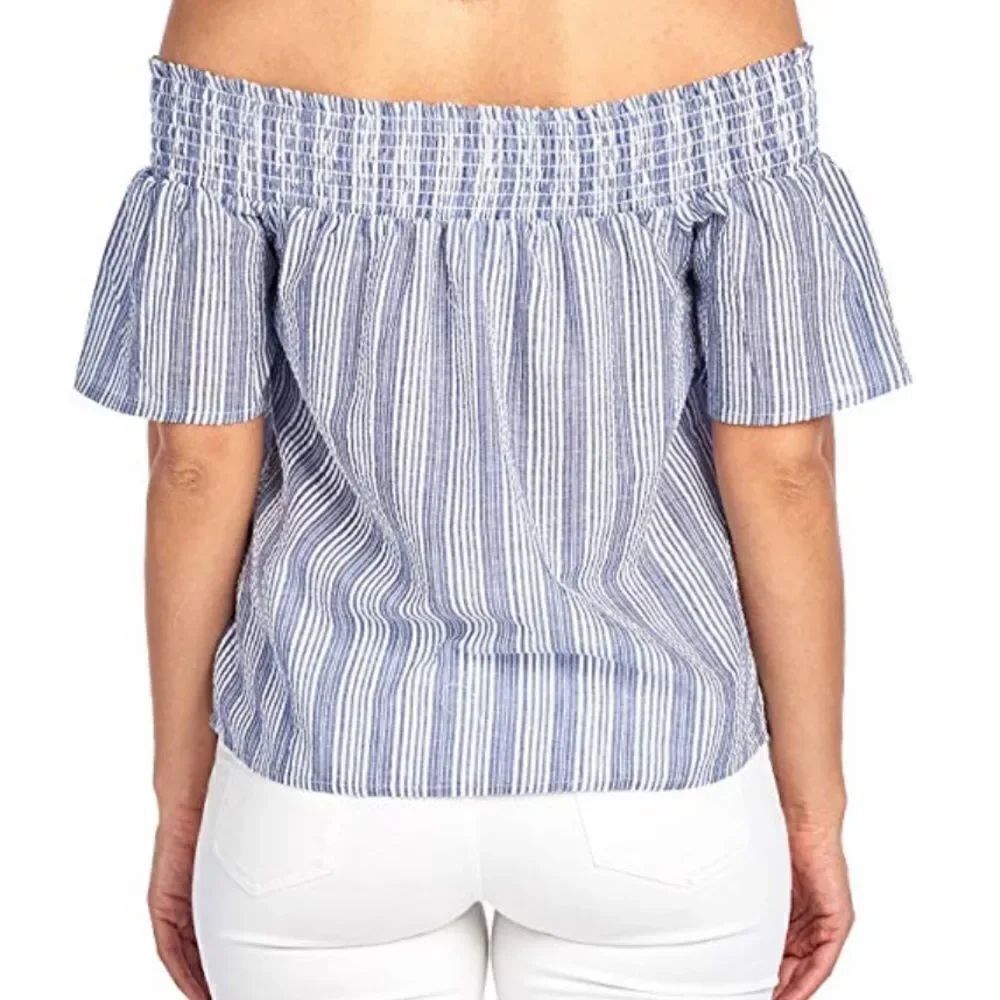 ✨ Ci Sono
Women's Woven Top✨ - Picture 2 of 6